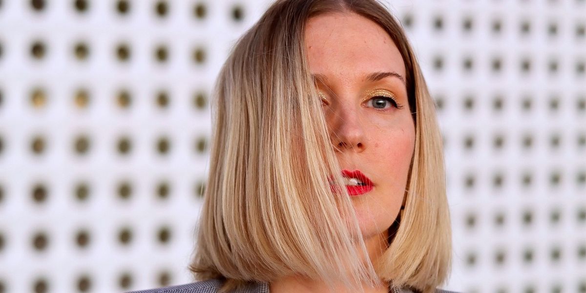 Julie Neff Releases New Single 'A Lot Left To Learn'