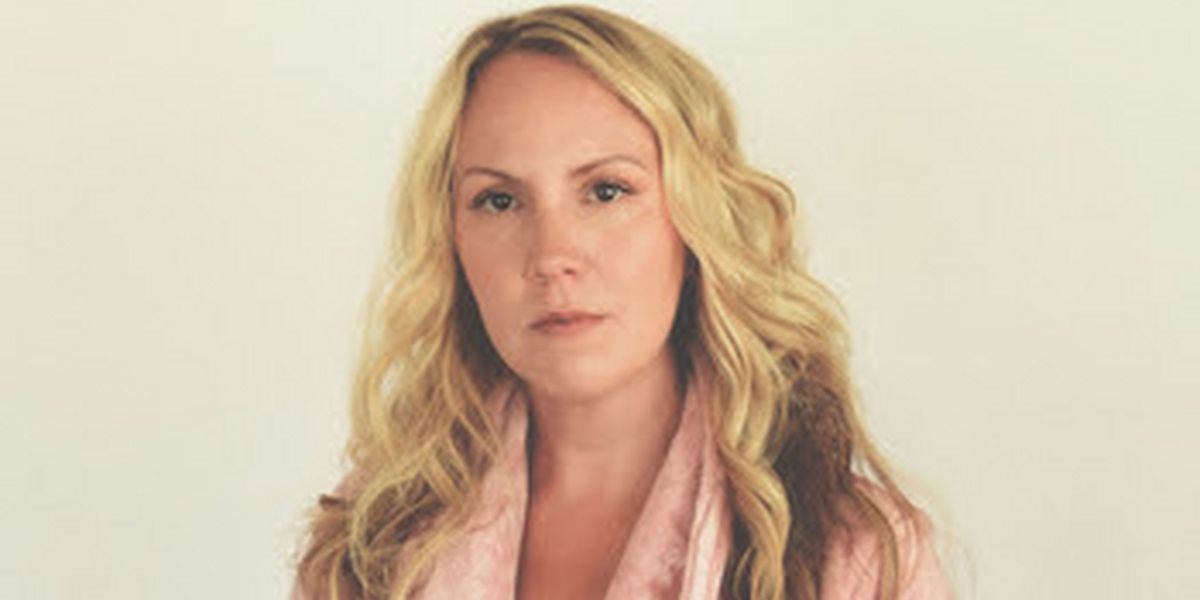 Mary Bragg Announces Self-Titled New Album
