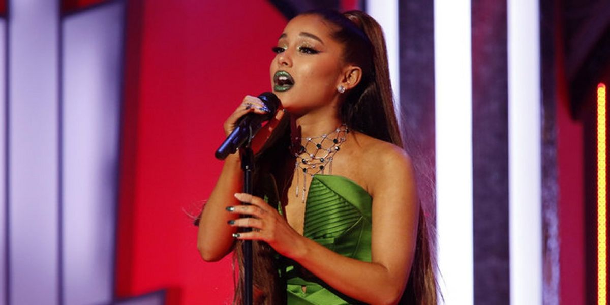Ariana Grande Arrives in England to Film WICKED Movie
