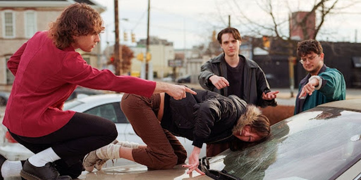 Feeble Little Horse Share New Single 'Pocket'