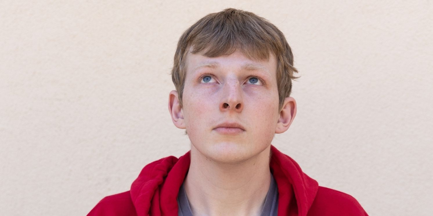 Review: Sacramento Theatre Company Celebrates Neurodiversity With THE CURIOUS INCIDENT OF THE DOG IN THE NIGHT-TIME  Image