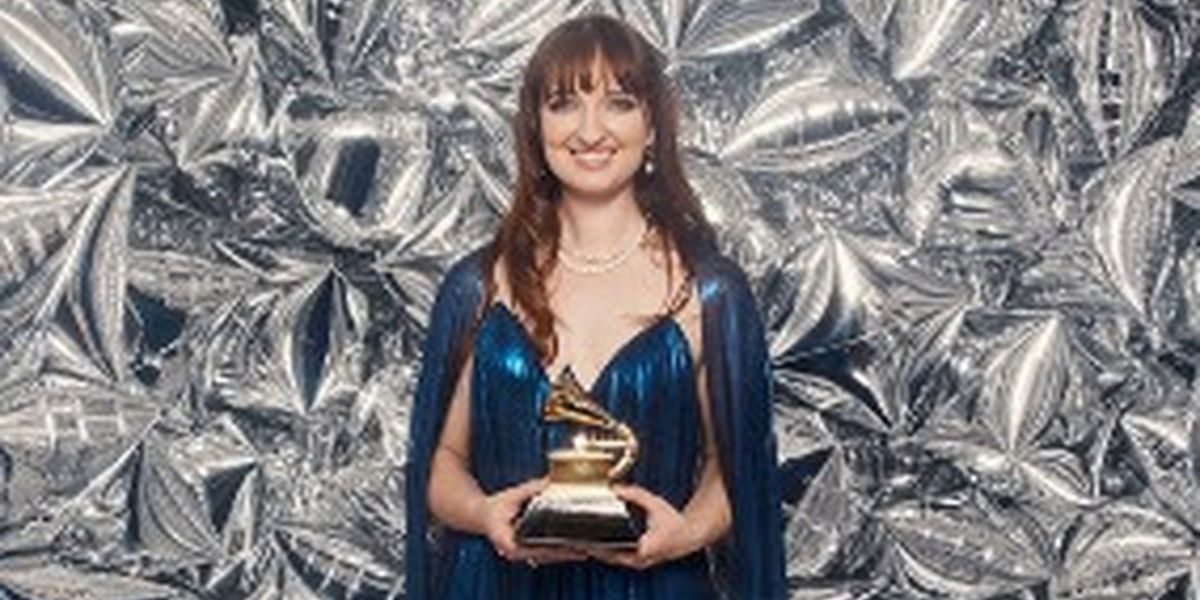 Madison Cunningham Wins 'Best Folk Album' Grammy Award for 'Revealer'