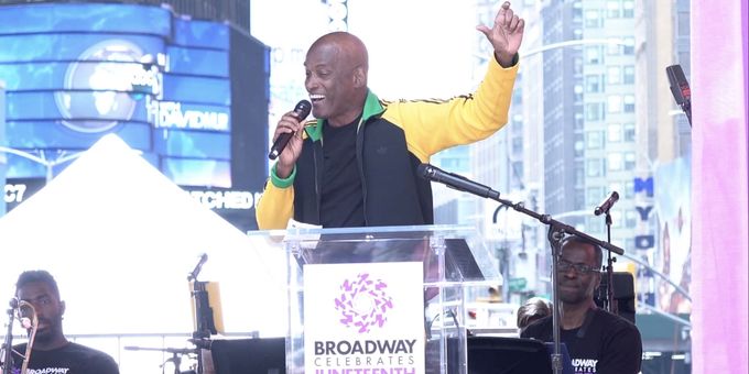 Video: Watch Kenny Leon Accept the Juneteenth Legacy Award