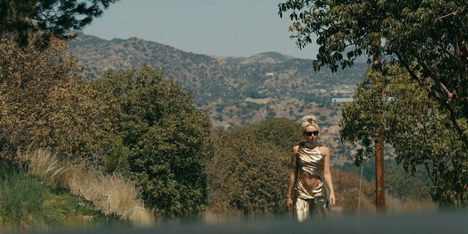 Miley Cyrus Announces New Single 'Flowers'  Image