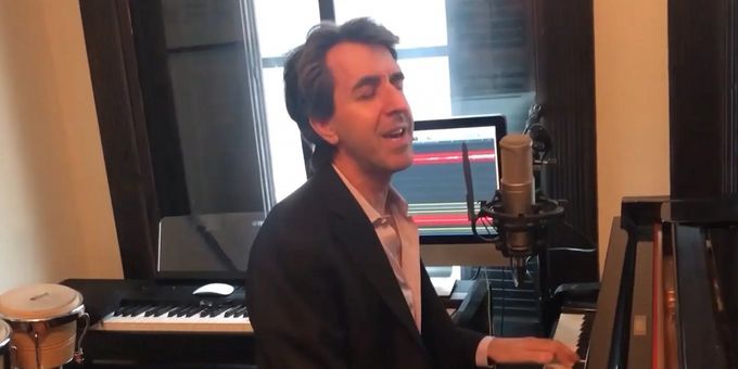 VIDEO: Jason Robert Brown Performs 'I Love Betsy' From HONEYMOON IN VEGAS