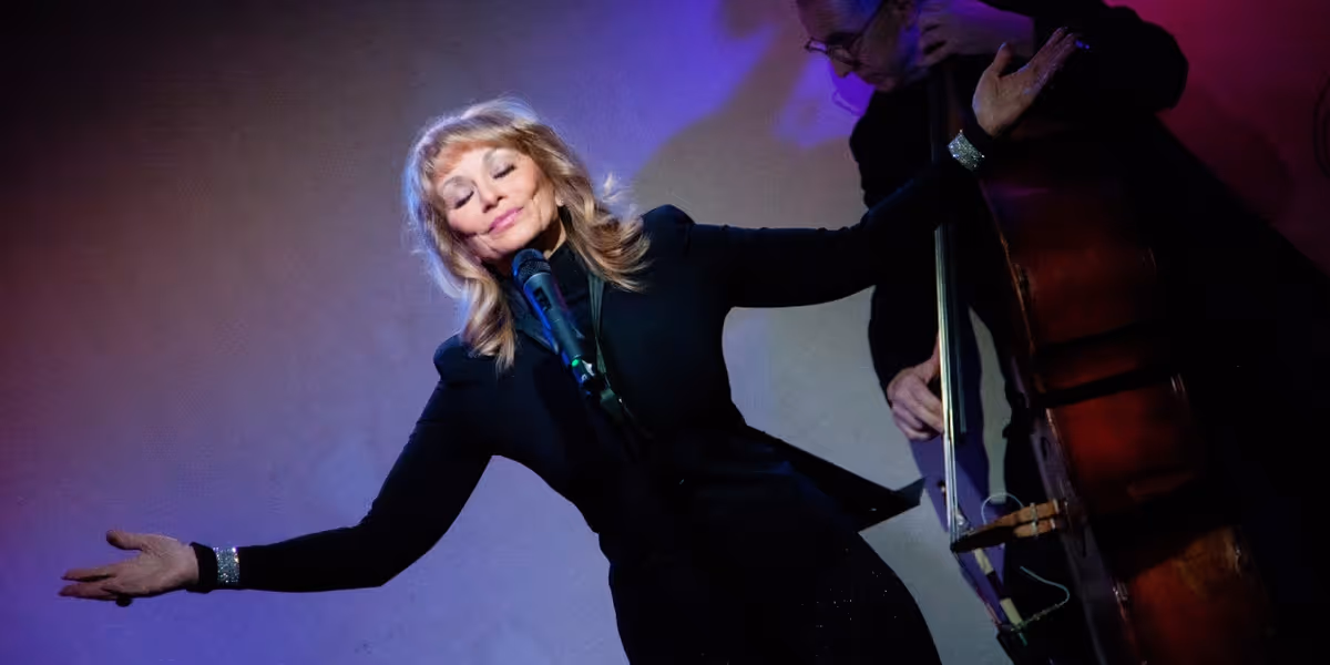 Review: SAXY SUSIE Clausen Sounds Sweet In Don't Tell Mama Solo Show Debut