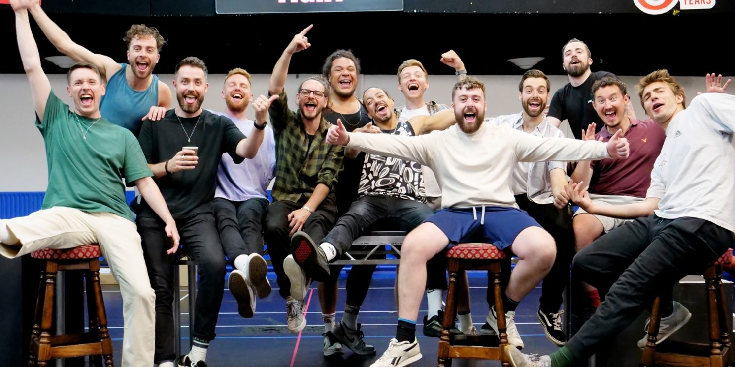 Michael Baxter, Ben Norris & More to Star in THE CHOIR OF MAN, Returning to the West End in October  Image