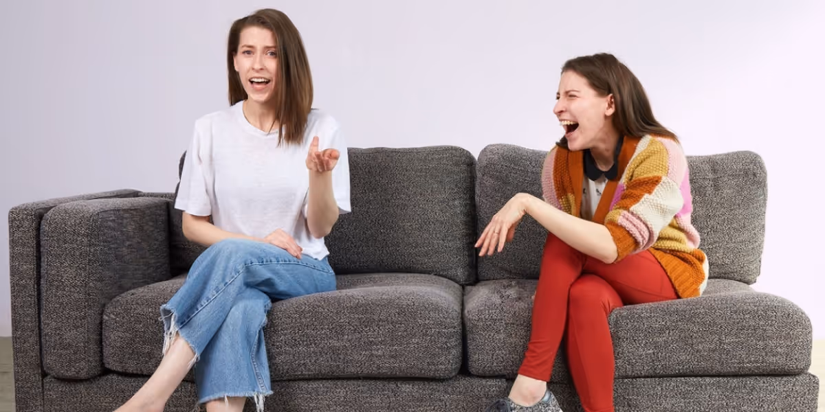 THE MIDDLE Star Eden Sher to Make Stand-up Debut At Edinburgh Fringe 2023