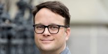 Interview: Tony-Winning Lighting Designer Tyler Micoleau On PlayMakers Repertory Comp