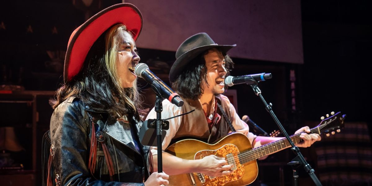 Review: LUCY AND CHARLIE'S HONEYMOON at Lookingglass Theatre Company