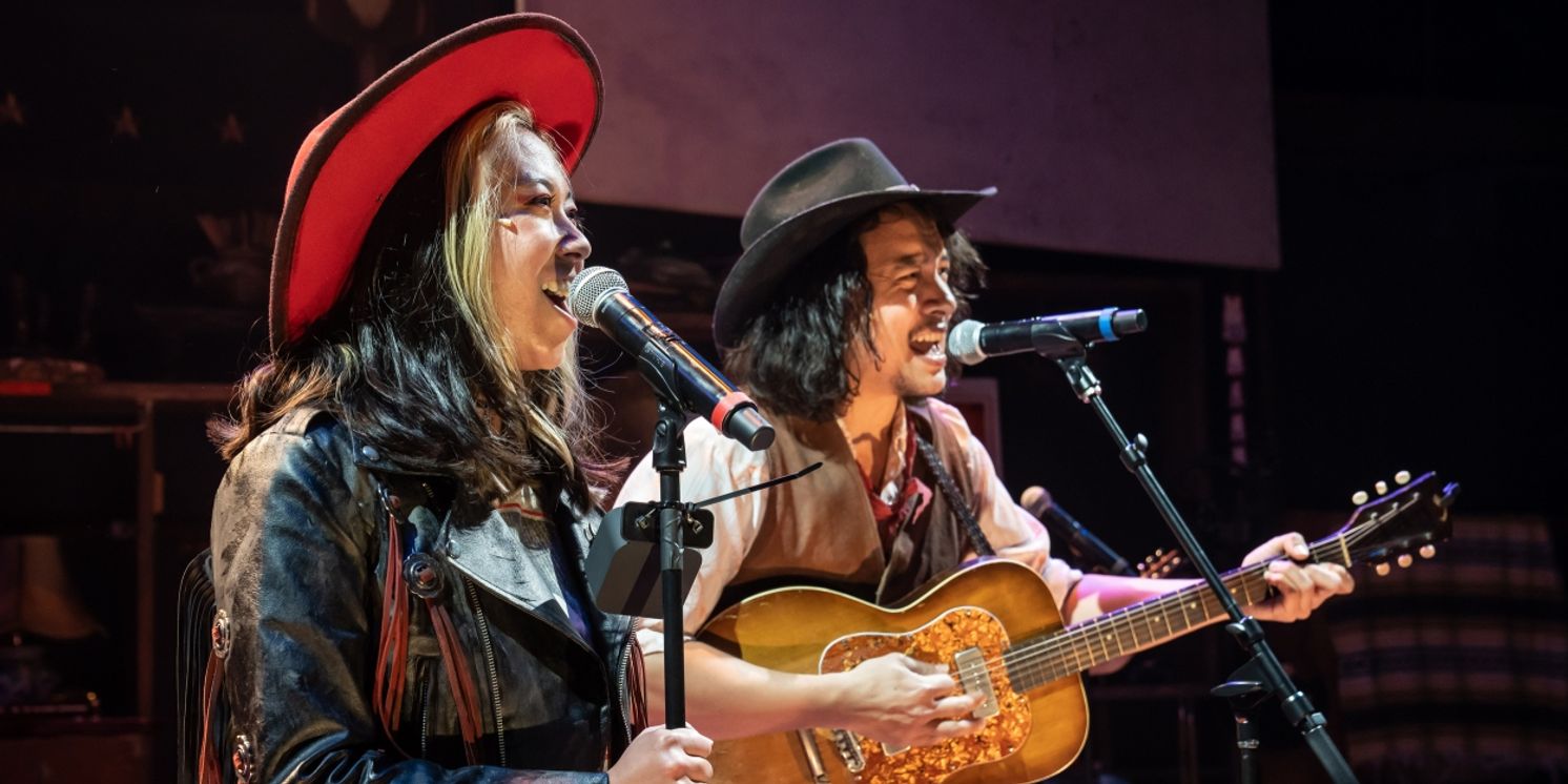 Review: LUCY AND CHARLIE'S HONEYMOON at Lookingglass Theatre Company  Image