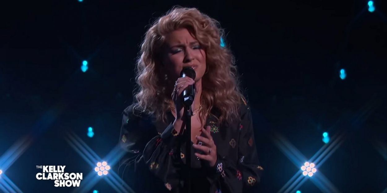 VIDEO: Tori Kelly & Kelly Clarkson Perform 'Silent Night' Video
