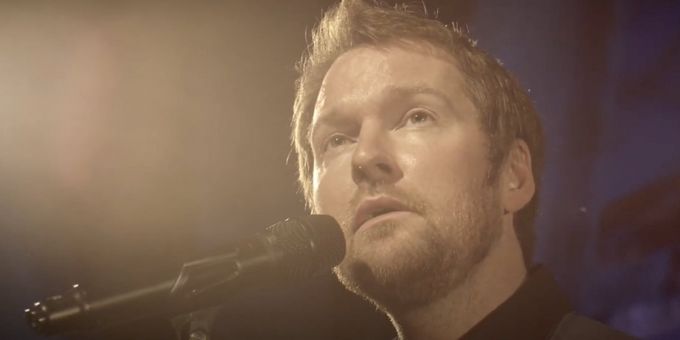 VIDEO: Killian Donnelly Performs 'The Music of the Night' From THE PHANTOM OF THE OPERA