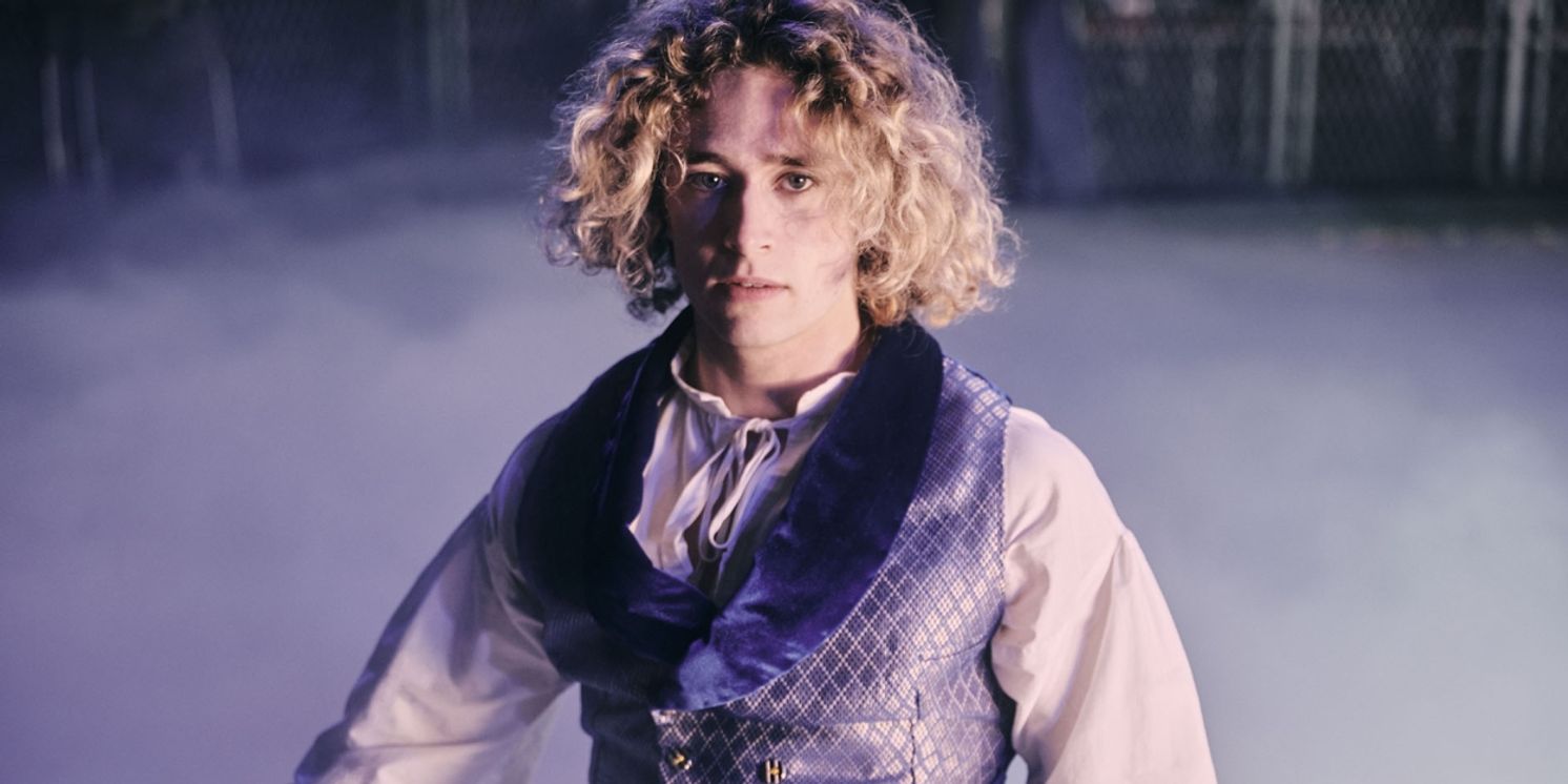 Review: GIFFORDS CIRCUS: LES ENFANTS DU PARADIS, Chiswick House and Gardens  Image