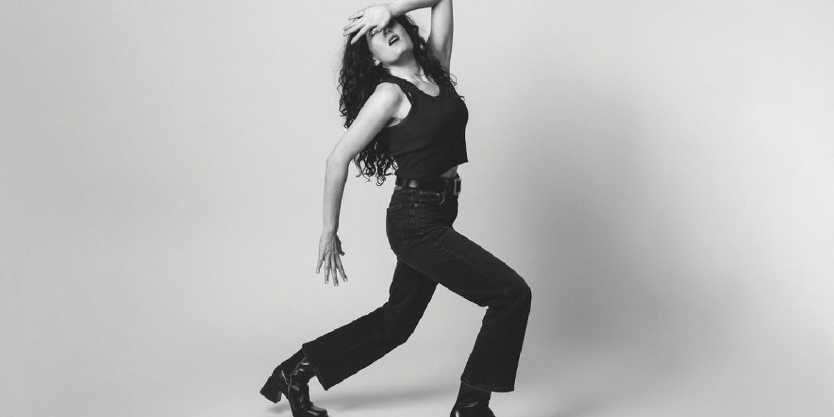 Kate Berlant's KATE Returns Off-Broadway at The Connelly Theatre Tonight