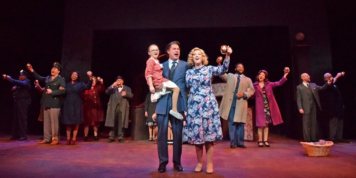 Review: IT'S A WONDERFUL LIFE At Beef & Boards: A Sparkling Holiday Classic