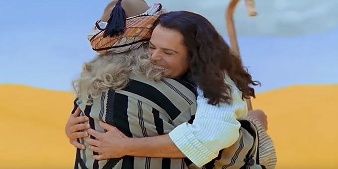 VIDEO: Watch Andrew Lloyd Webber, Tim Rice & More Go Behind the Scenes of JOSEPH AND THE AMAZING TECHNICOLOR DREAMCOAT