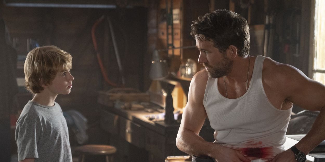 VIDEO: See an Exclusive First Clip from Netflix's THE ADAM PROJECT Starring Ryan… Video