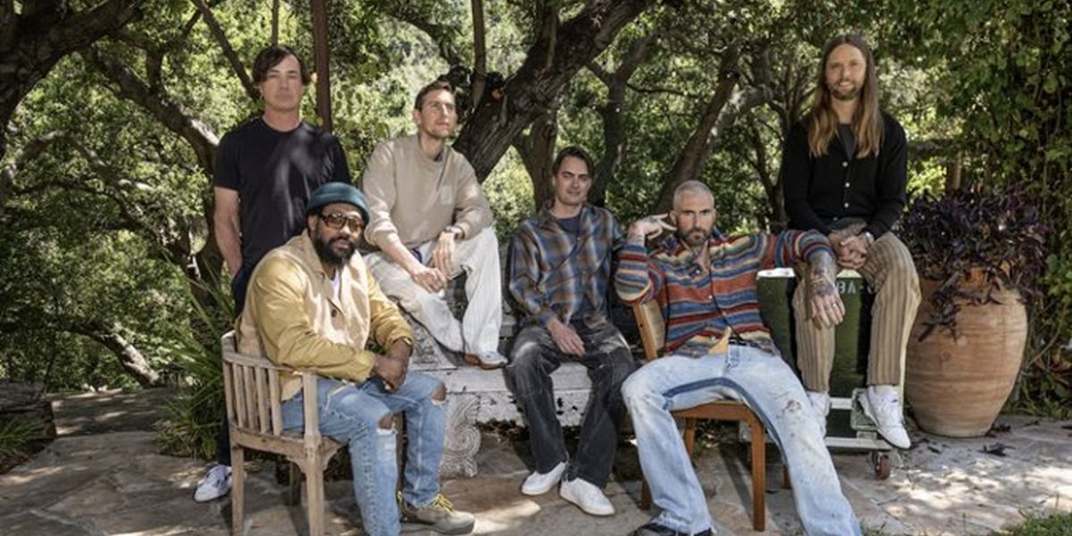 Maroon 5 Release Brand New Single 'Middle Ground'
