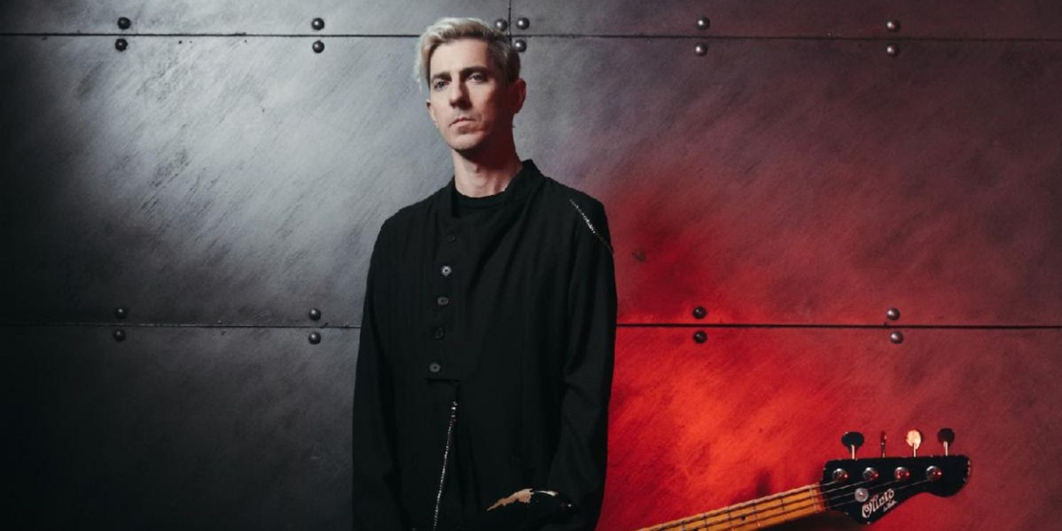 Stu Brooks Shares New Single 'Frontline (feat. Angelo Moore)'  Image