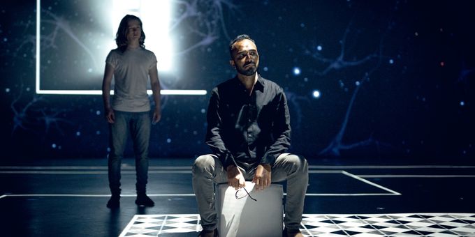 Photos & Video: First Look at Alice Ripley and Adam Pascal in NEXT TO NORMAL in Spain