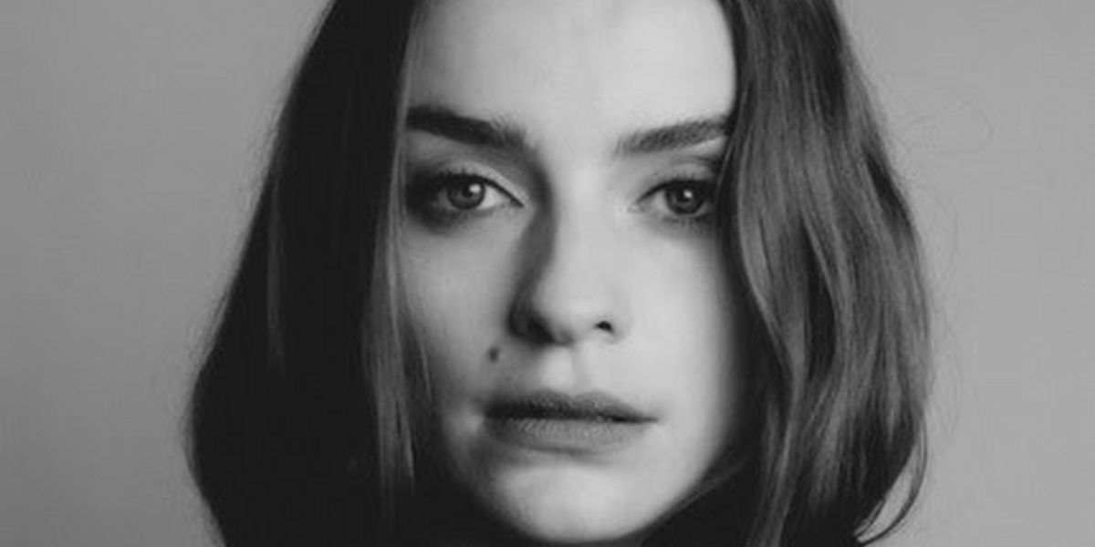 Rising Icelandic Neoclassical Artist Eydís Evensen Shares 'Anna's Theme'