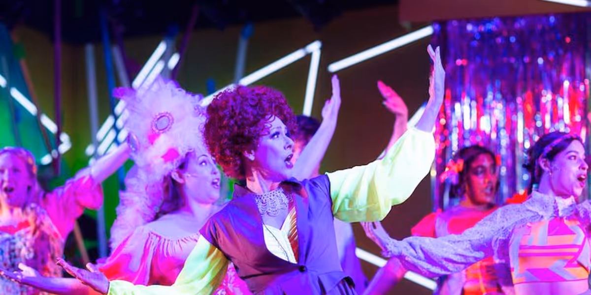Diversionary Theatre Extends HEAD OVER HEELS By One Week