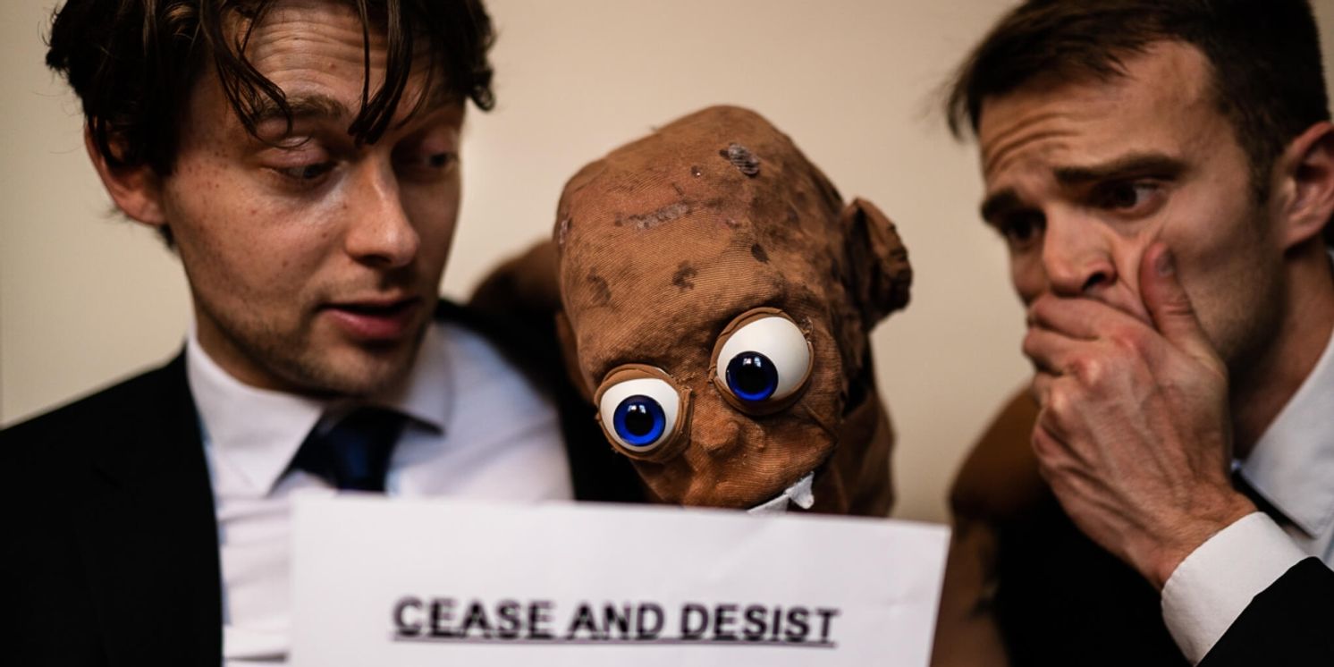 Review: GOLEM OWNED A TROPICAL SMOOTHIE Gives 54 Below Audience A Wacky, Entertaining Night Out  Image