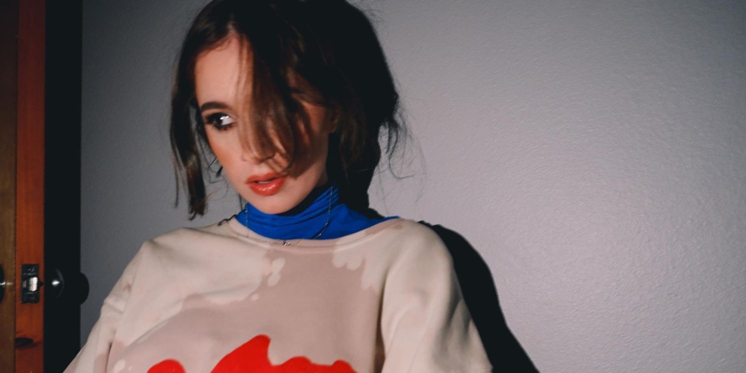 Ayleen Valentine Shares 'epitaph' & 'i can't stop dreaming of you' Double Singles  Image