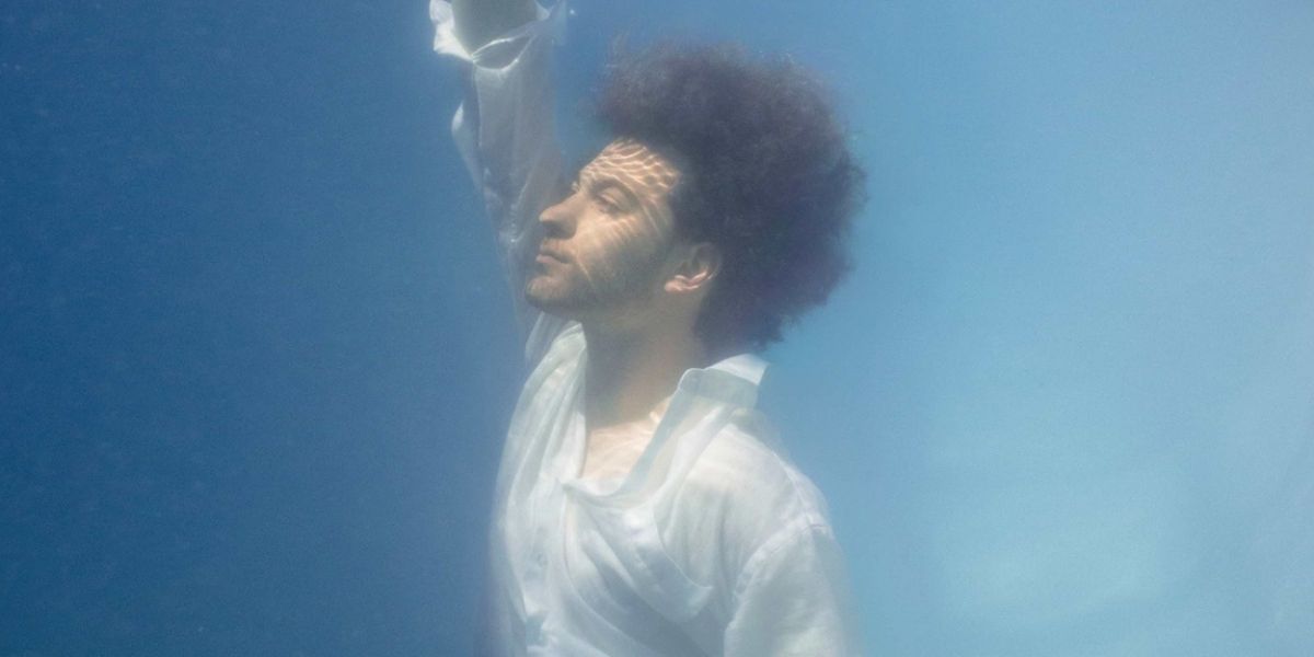 Brandon Rosen Releases New Single 'Blurry'