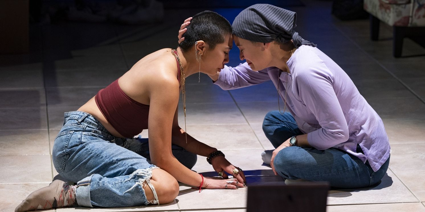 Review: BALD SISTERS at Steppenwolf Theatre Company  Image