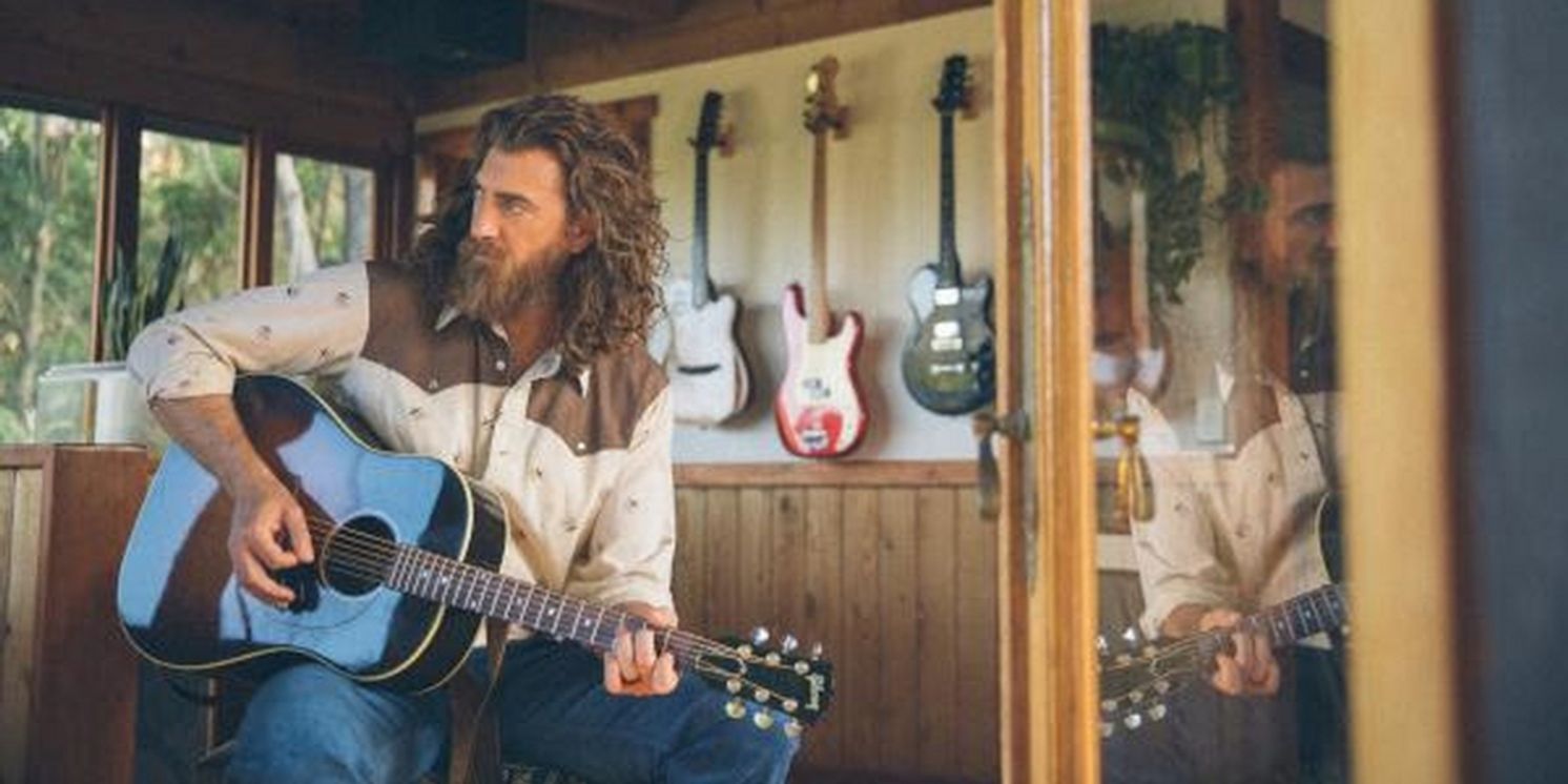 Rhett McLaughlin (Good Mythical Morning) Announces Solo Country Project 'James and the Shame'  Image