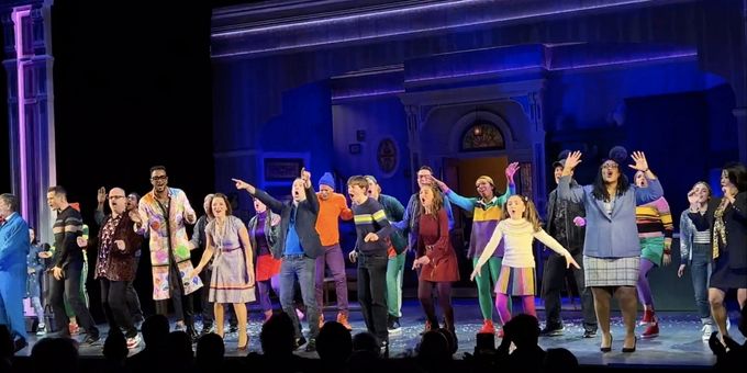 VIDEO: Watch MRS. DOUBTFIRE Cast Take First Bows Back on Broadway!