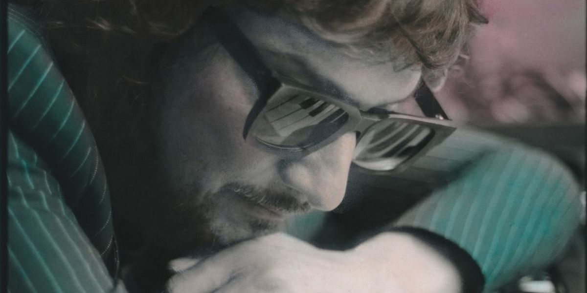 León Larregui (Zoé) Announces 'PRISMARAMA' US Tour & New Album
