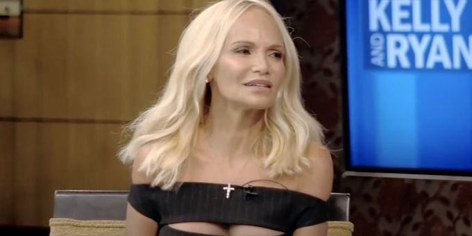 VIDEO: Kristin Chenoweth Talks Her First Concert Back and More on LIVE WITH KELLY & RYAN