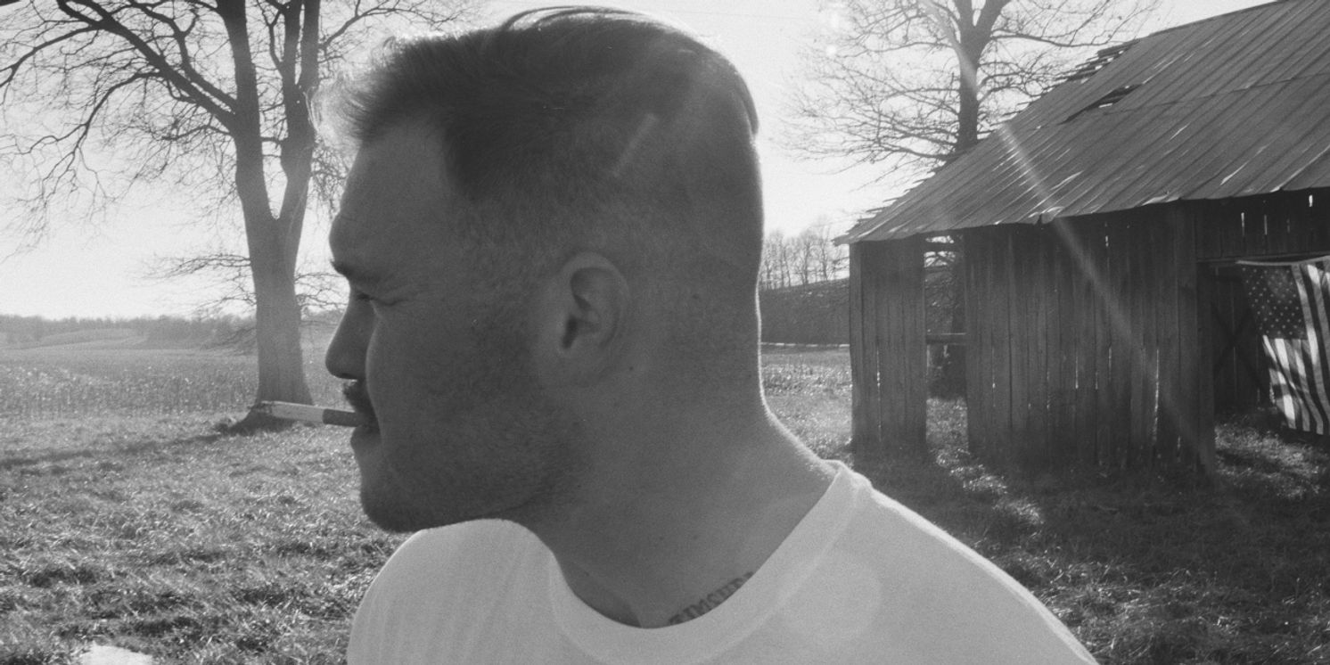 Zach Bryan Shares 'Dawns (Feat. Maggie Rogers)'  Image