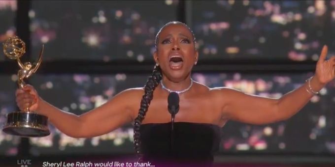VIDEO: Watch Original DREAMGIRLS Star Sheryl Lee Ralph Accept Her First Emmy Award For ABBOTT ELEMENTARY