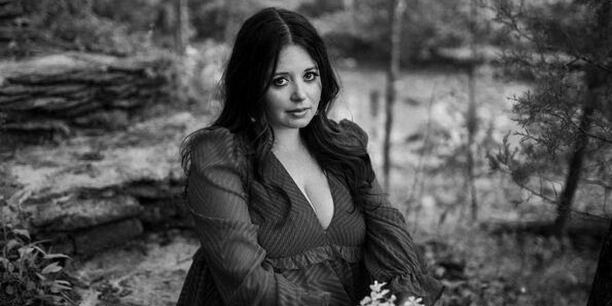 Emily Scott Robinson Announces New Project 'Built on Bones'