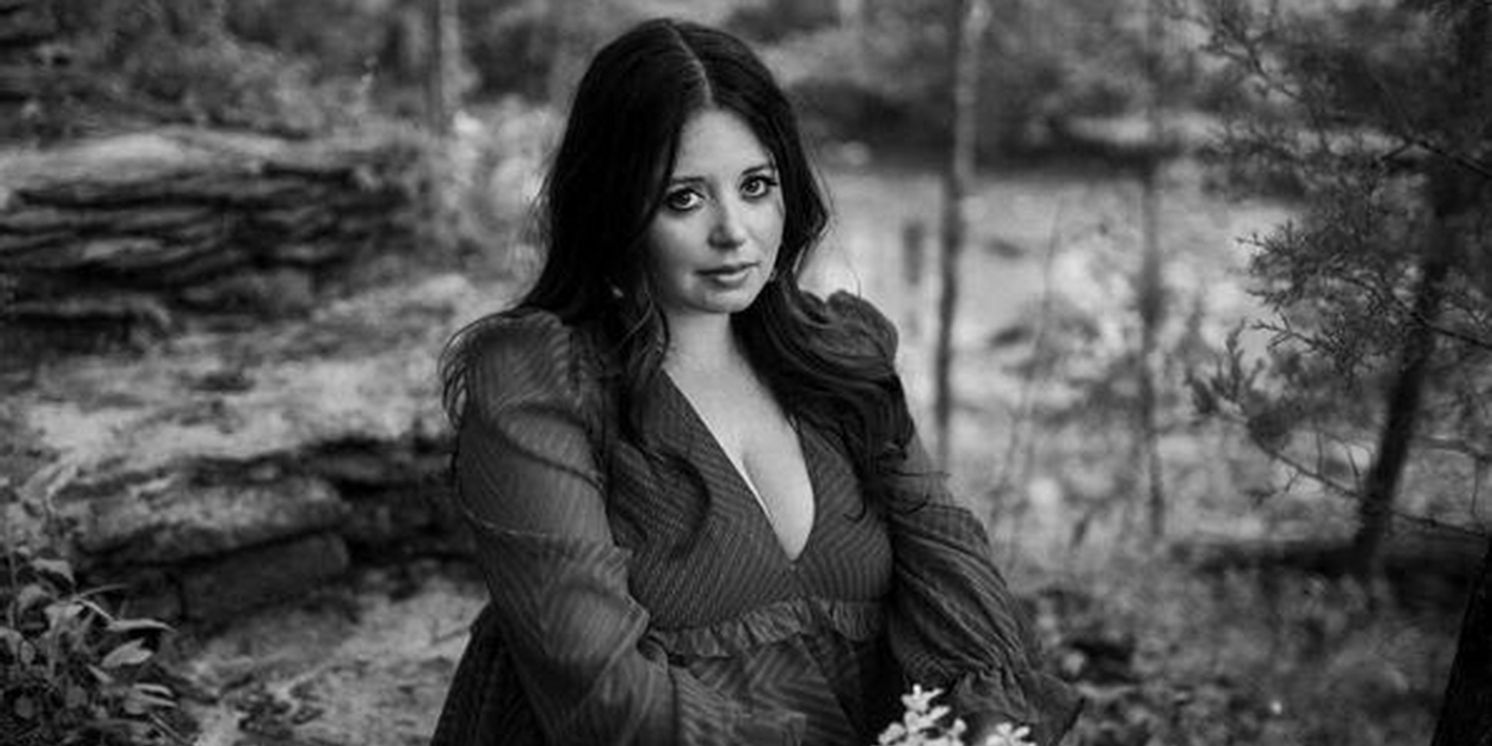 Emily Scott Robinson Announces New Project 'Built on Bones'  Image