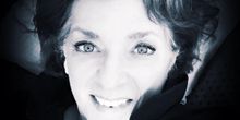 Elaine Roberts Directs SAME TIME, NEXT YEAR  at Carriage House Players