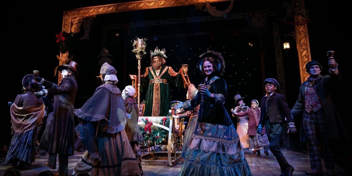 A CHRISTMAS CAROL Remains a Splendidly Festive Tradition