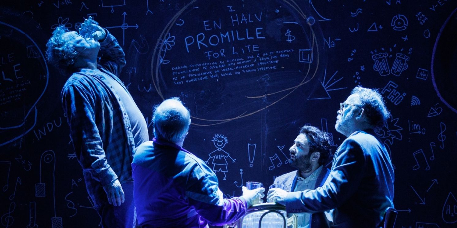 Review: ET GLASS TIL Opens at Christiania Theater  Image