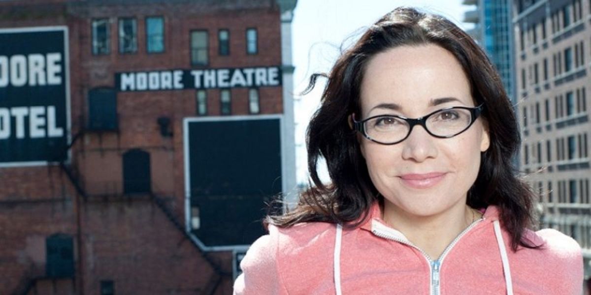 Edinburgh 2022: Review: JANEANE GAROFALO: PARDON MY TANGENT, Gilded Balloon Teviot