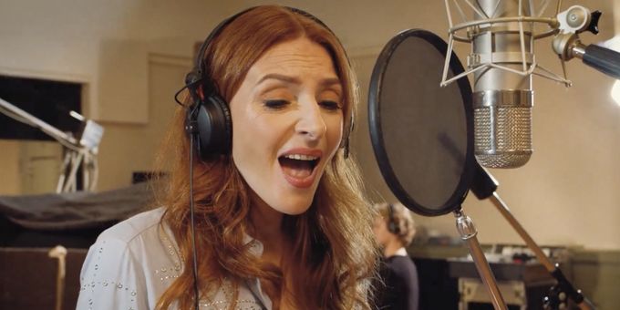 VIDEO: Willemijn Verkaik Sings 'She Used To Be Mine' Ahead Of WAITRESS Netherlands Premiere