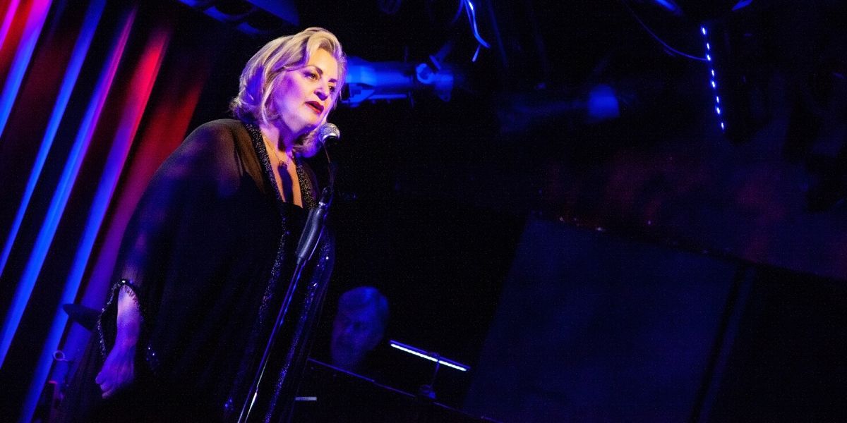 Review: Diane D'Angelo Lands Happily at The Laurie Beechman Theatre in DESTINATION MOON