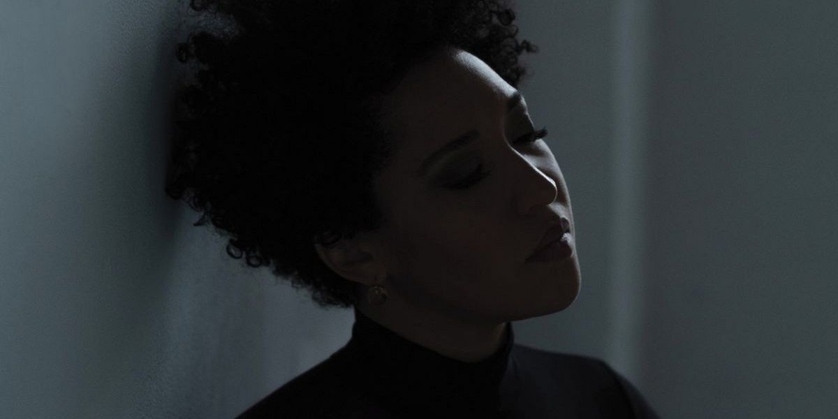 Julia Bullock to Release First Solo Recording in December