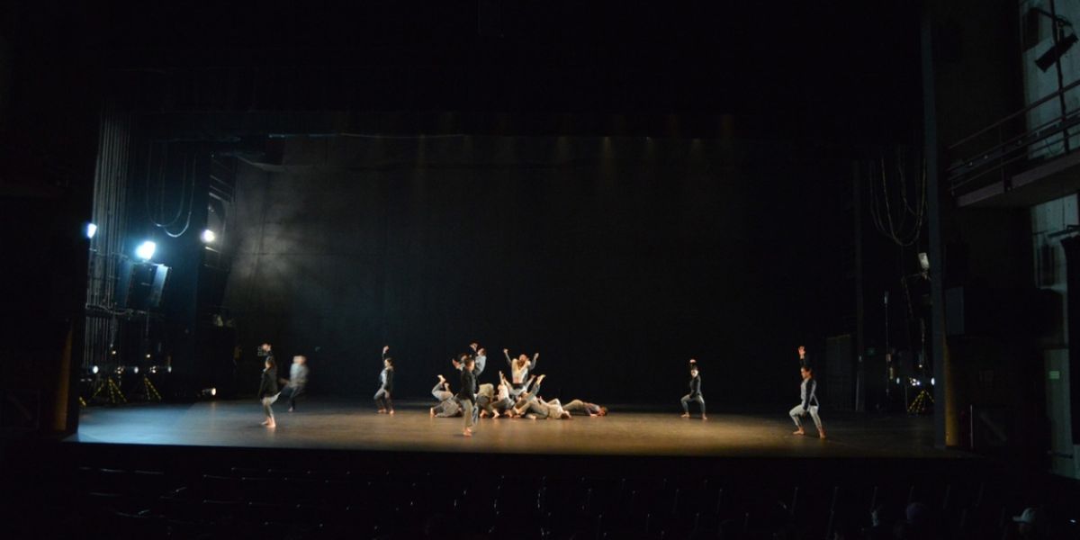 Pisar Los Escenarios Brinda Profesionalismo A Los Estudiantes De Danza Clásica Y Contemporánea