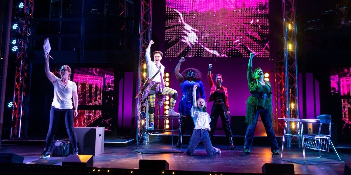 Review: SUPERYOU Has the Power at SKYLIGHT MUSIC THEATRE