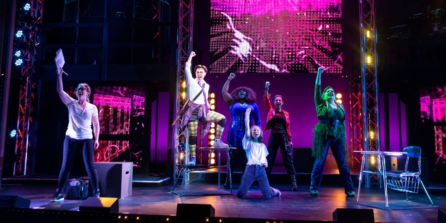 Review: SUPERYOU Has the Power at SKYLIGHT MUSIC THEATRE  Image