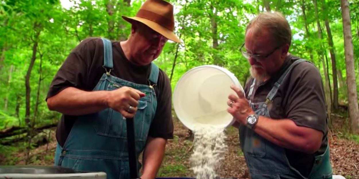 A New Season of MOONSHINERS Premieres This November on Discovery Channel Video